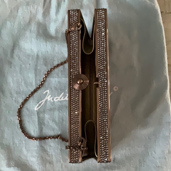 Judith Leiber Stunning Python and Metallic Leather Clutch/Handbag - Picture 8 of 16